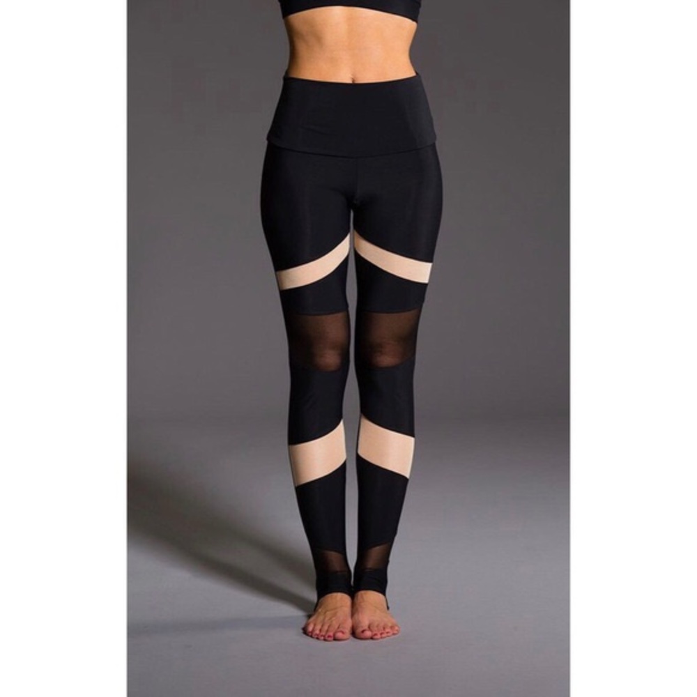 onezie high rise black/nude mesh leggings size M/L